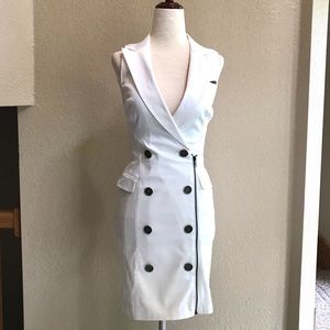 Classic White Bebe Sleeveless Dress - XXS